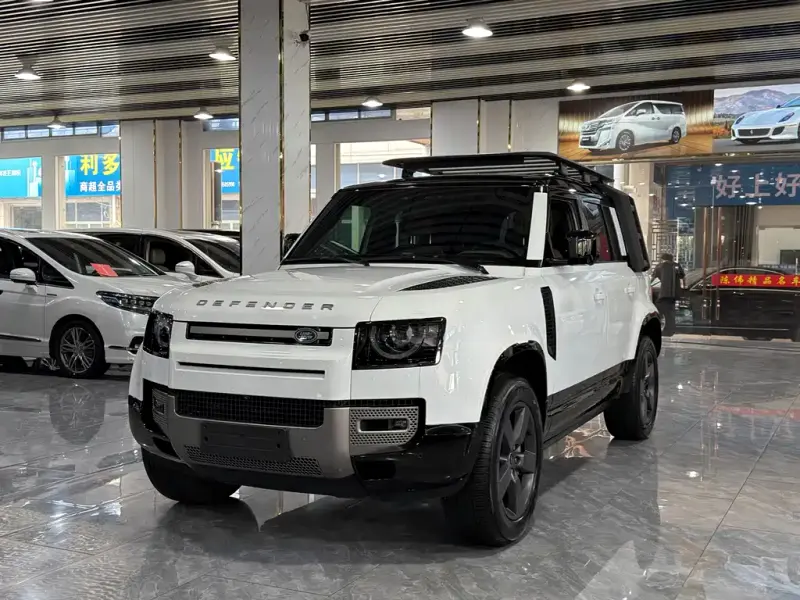 Land Rover Defender, 2026