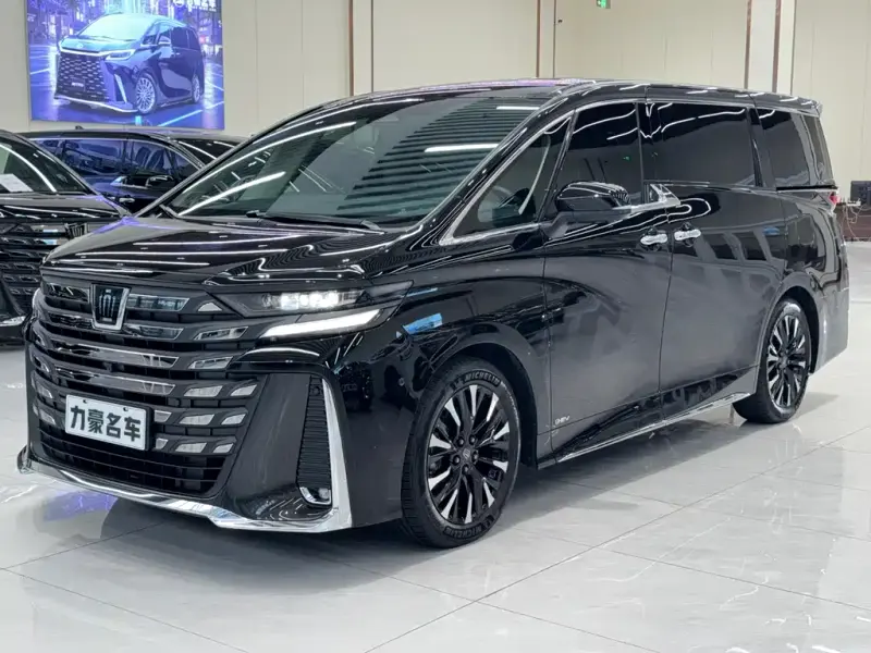 Toyota Vellfire, 2024