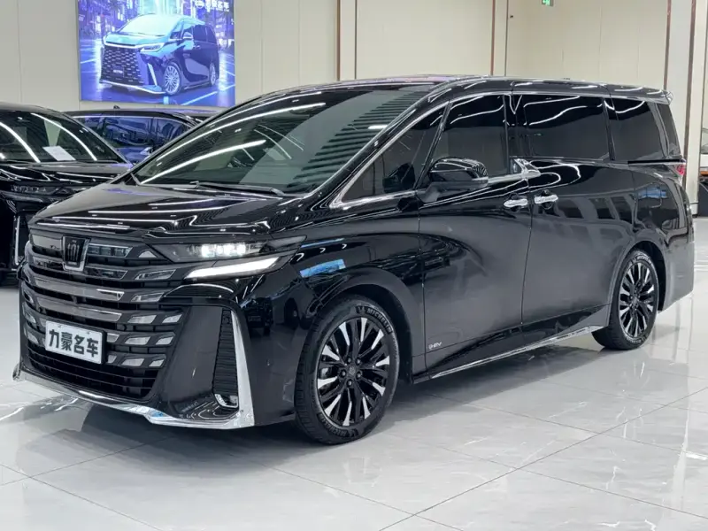 Toyota Vellfire, 2024