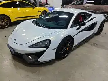 McLaren 570, 2017