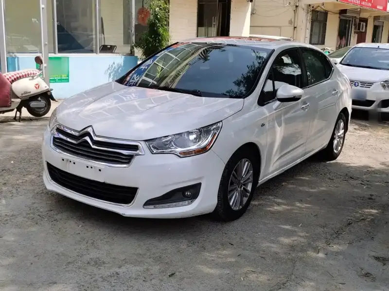 Citroen C4L, 2015