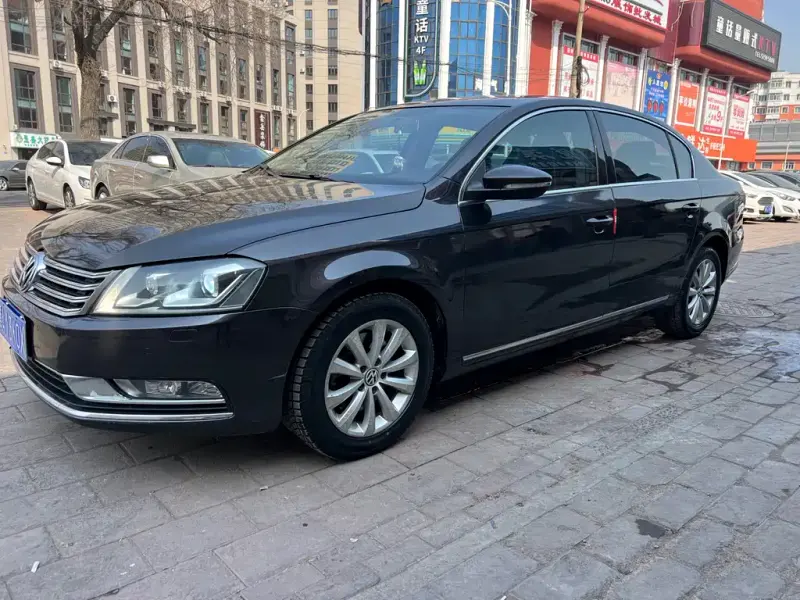 Volkswagen Magotan, 2012