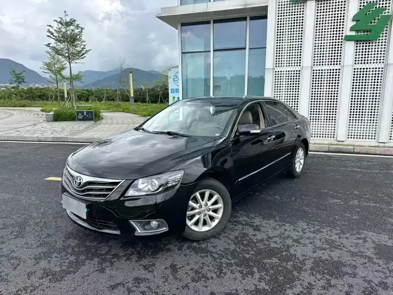 Toyota Camry, 2015