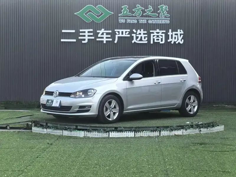 Volkswagen Golf, 2015