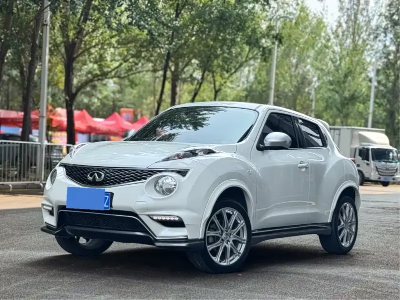 Infiniti ESQ, 2019