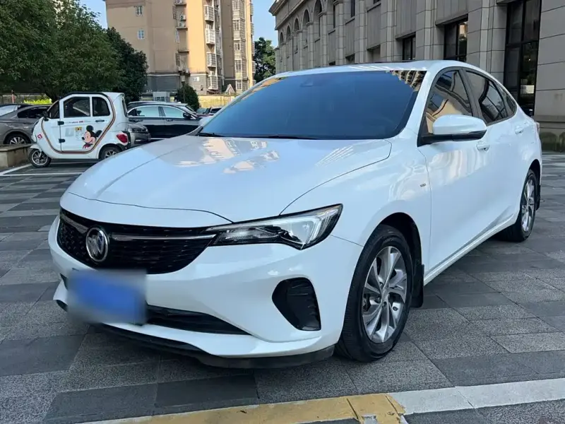 Buick Verano, 2022