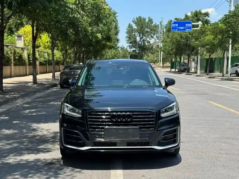 Audi Q2L, 2019
