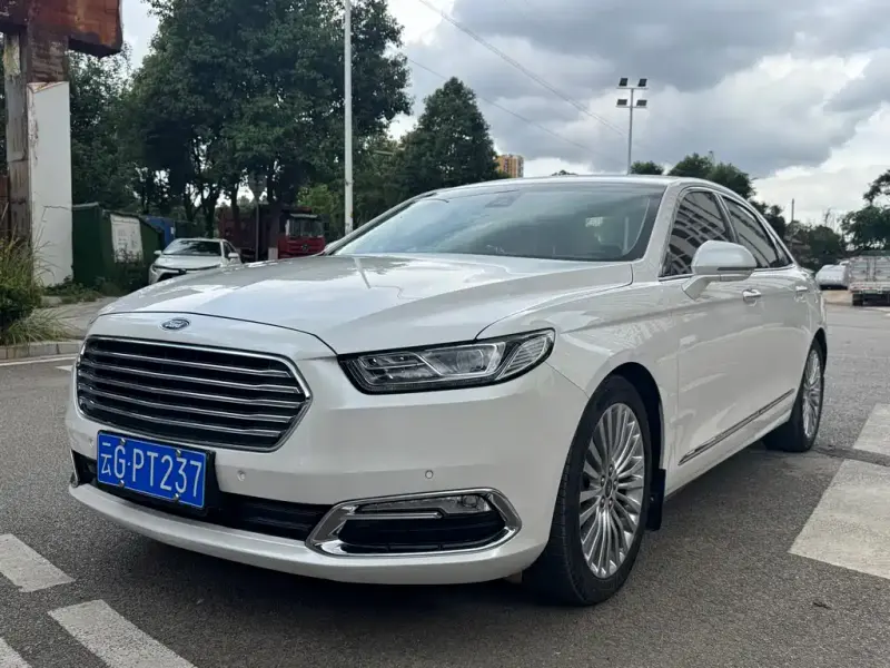 Ford Taurus, 2019