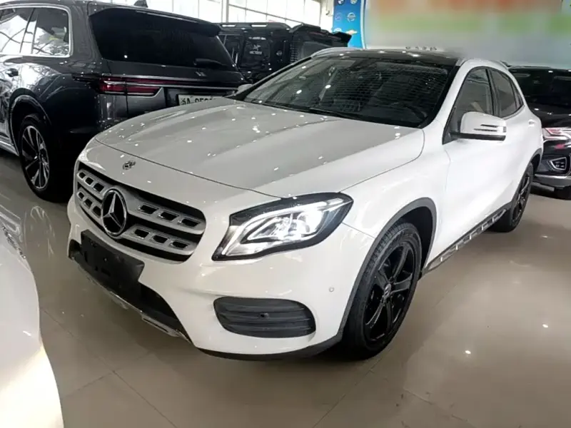 Mercedes-Benz GLA, 2019