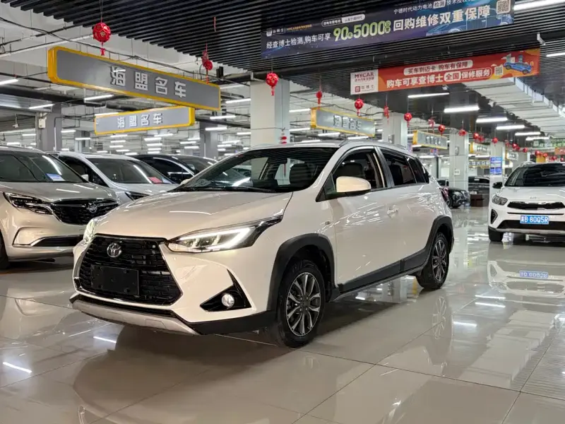 Toyota Yaris L, 2023