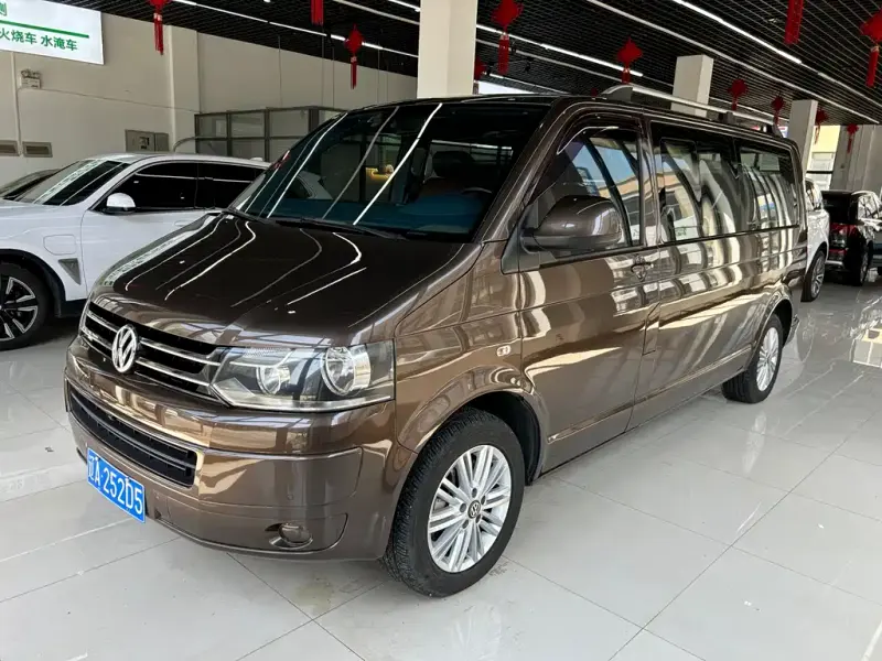 Volkswagen Caravelle, 2014
