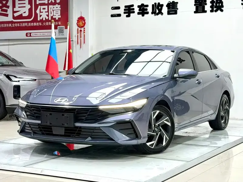Hyundai Elantra, 2023