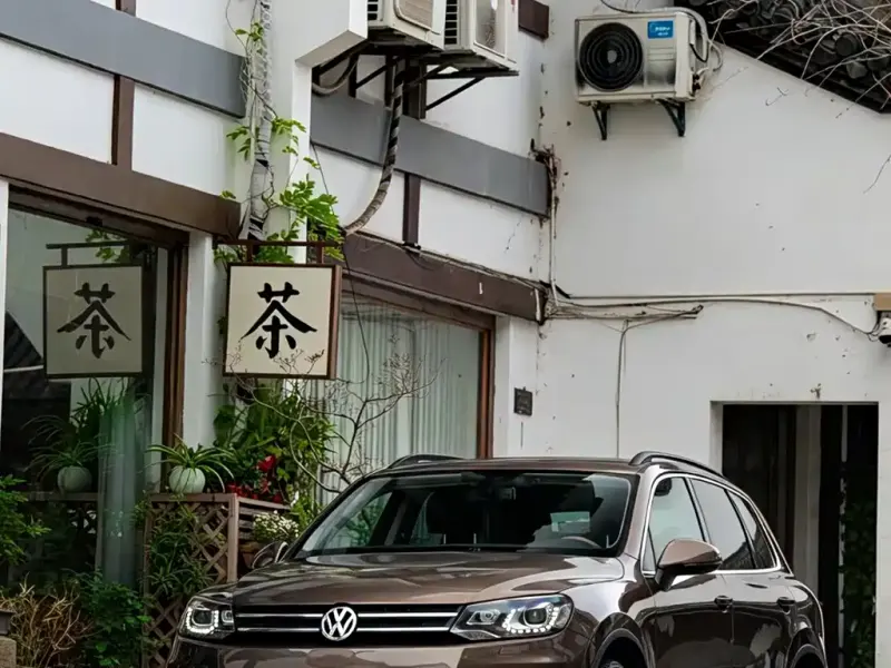 Volkswagen Touareg, 2011