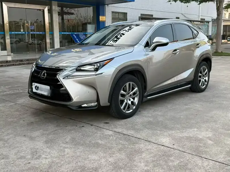 Lexus NX, 2015