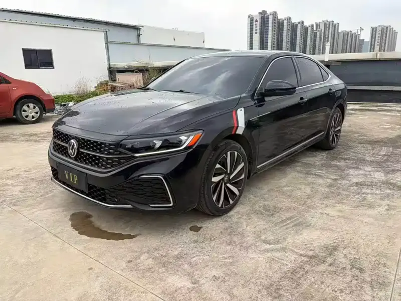 Volkswagen Passat, 2022