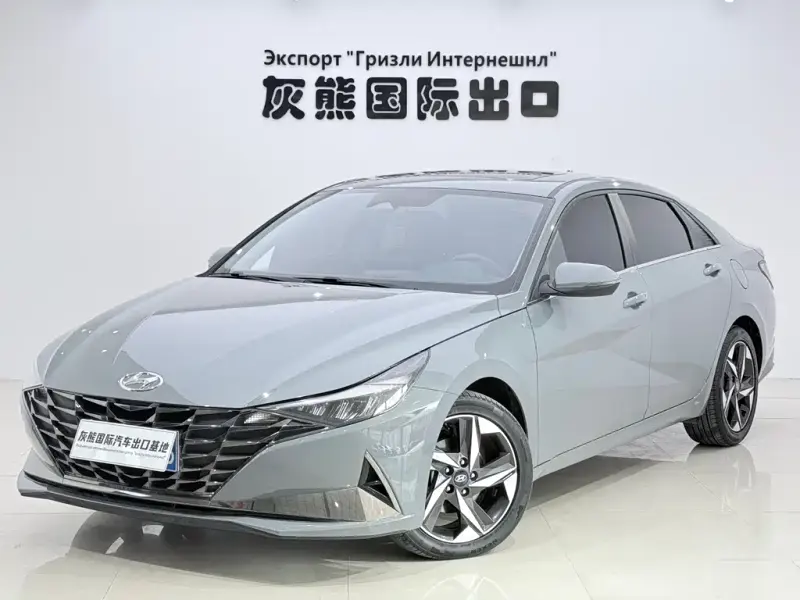 Hyundai Elantra, 2023