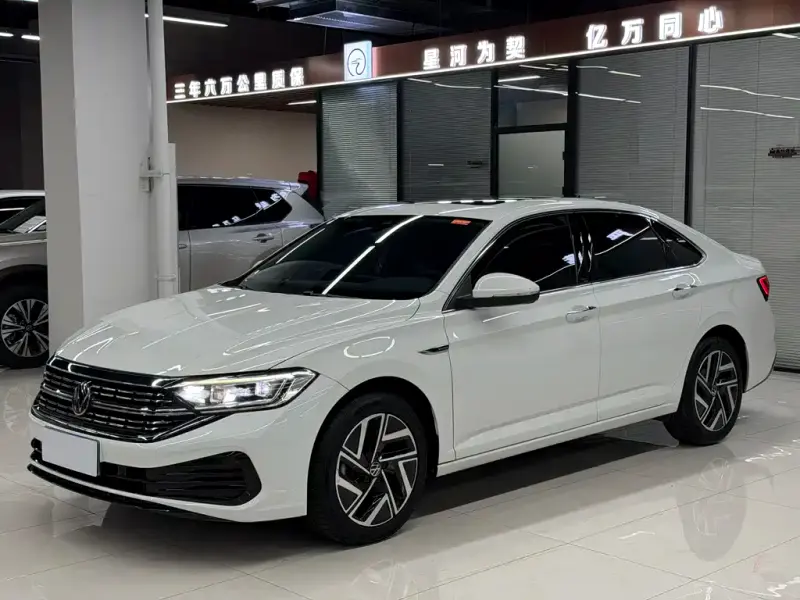 Volkswagen Sagitar, 2022