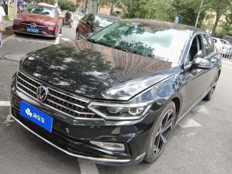 Volkswagen Magotan, 2023