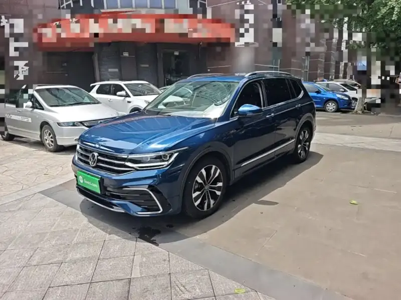Volkswagen Tiguan L, 2022
