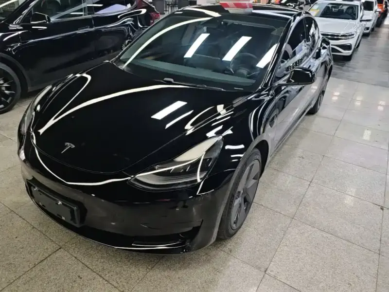 Tesla Model 3, 2021