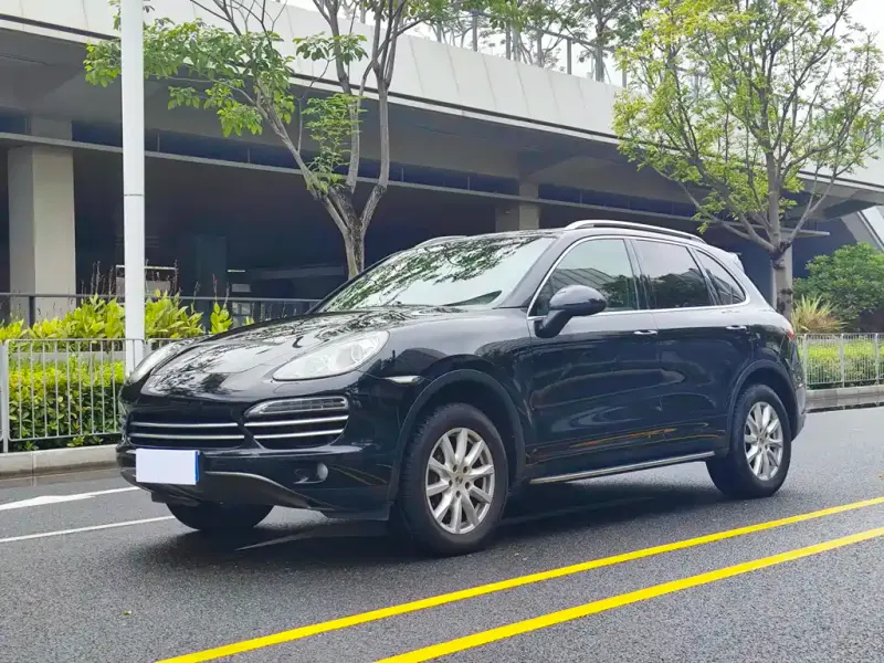 Porsche Cayenne, 2013