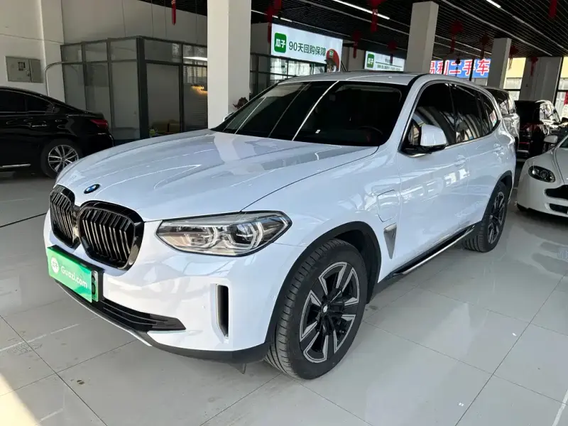 BMW iX3, 2021