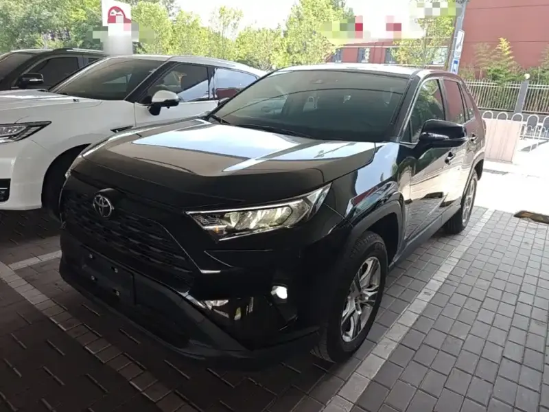 Toyota RAV4, 2025