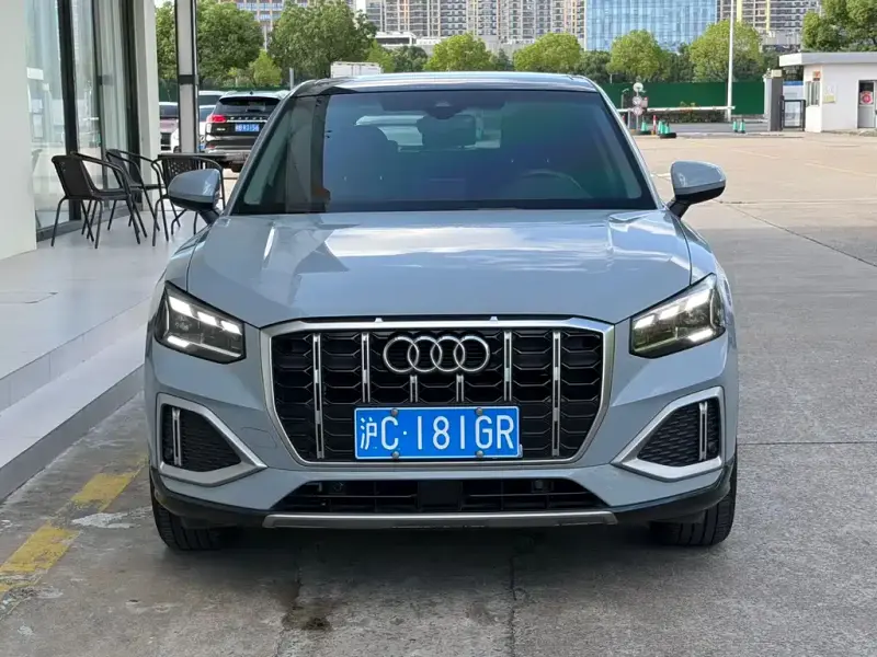 Audi Q2L, 2021