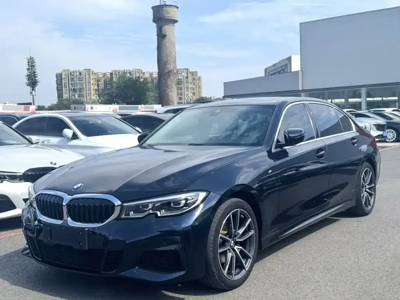 BMW 3 Series, 2021