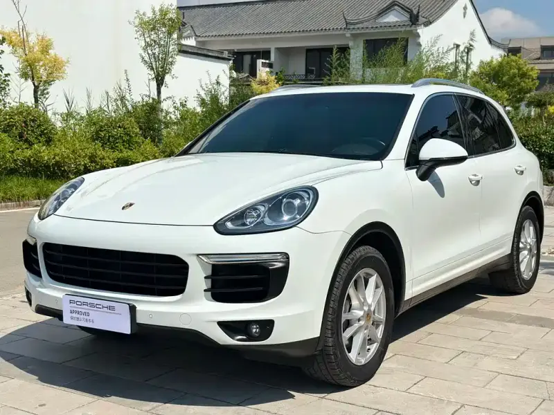 Porsche Cayenne, 2015