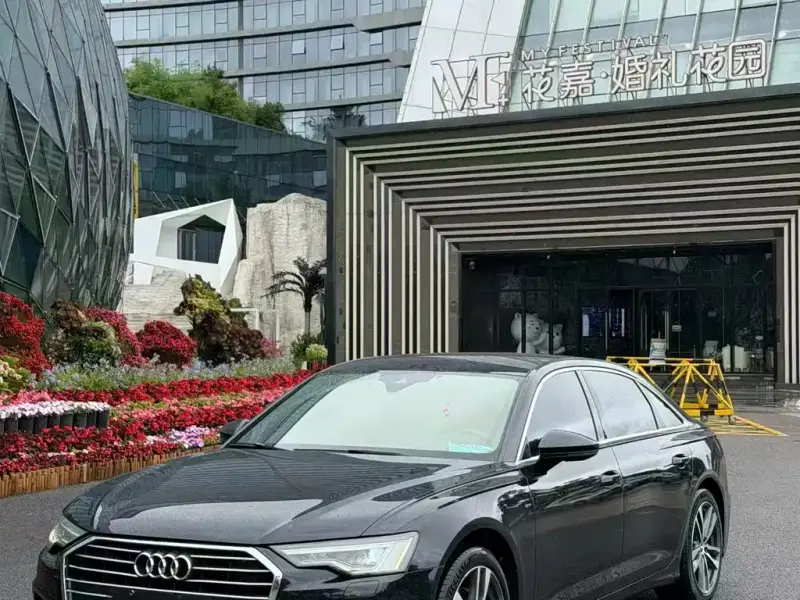 Audi A6L, 2020