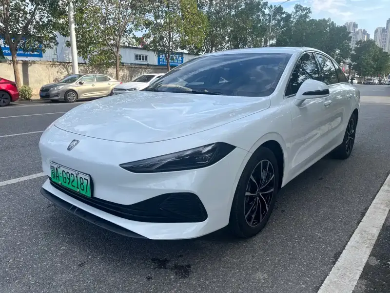 Roewe D7, 2025