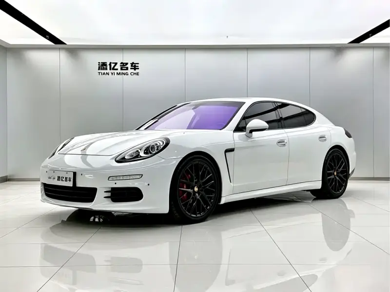 Porsche Panamera, 2014