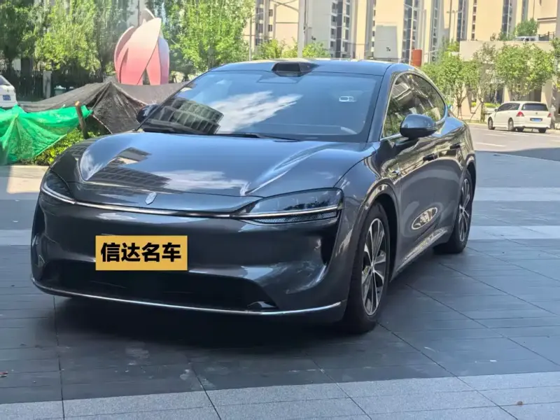 Luxeed Zhijie R7, 2025