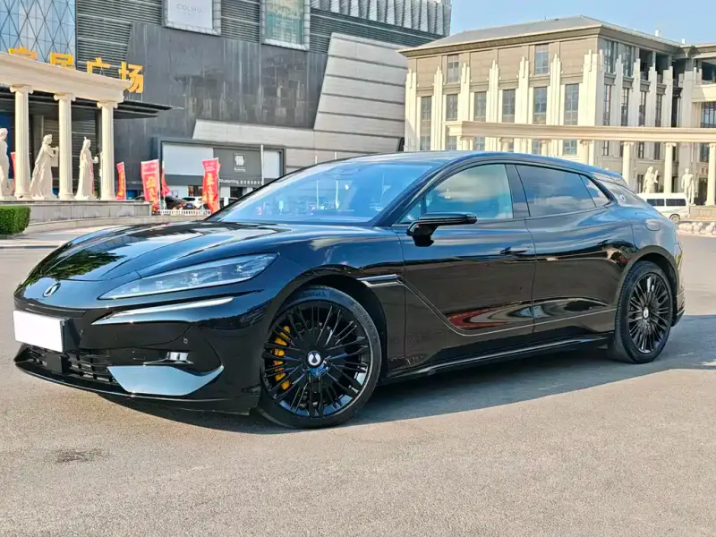 Denza Z9GT, 2025