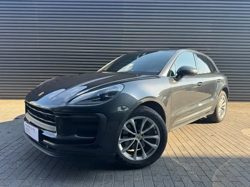 Porsche Macan, 2022