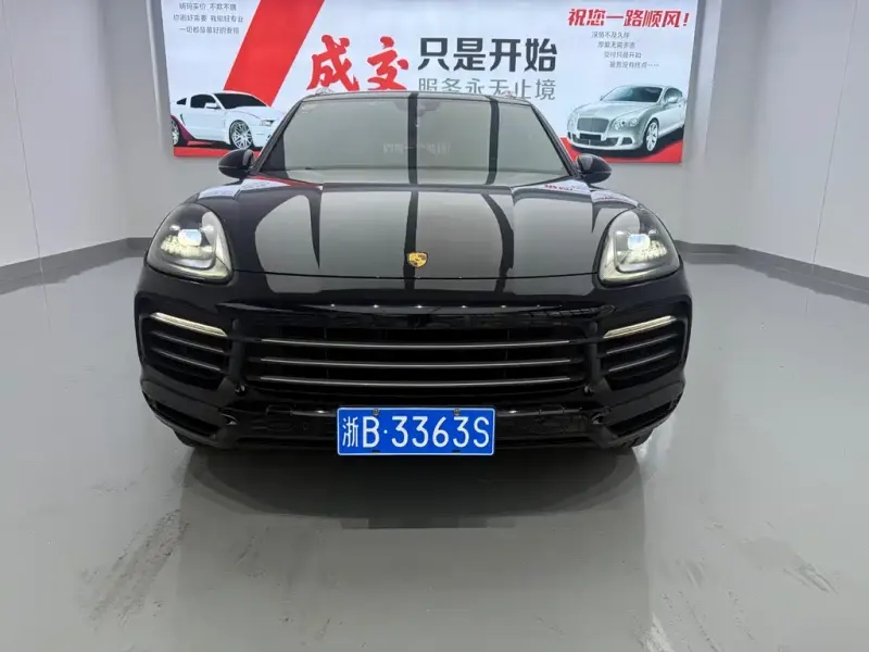 Porsche Cayenne, 2021