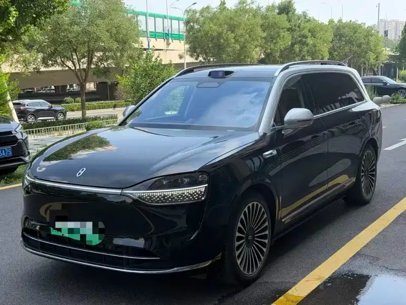 AITO M9, 2025