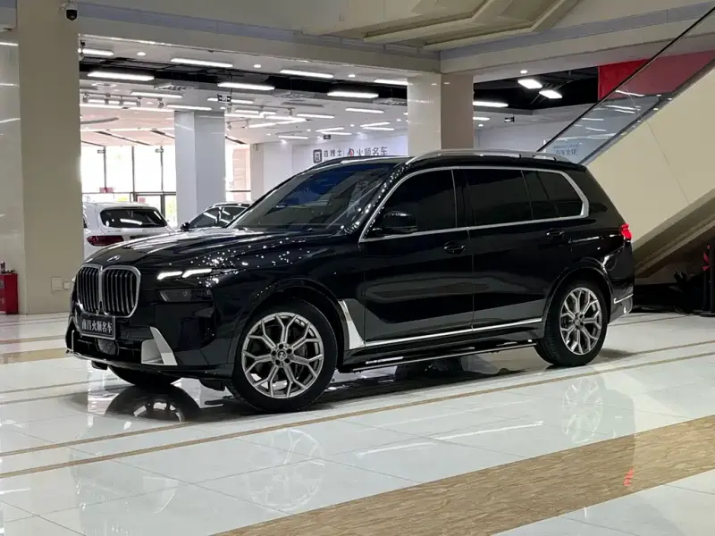 BMW X7, 2023