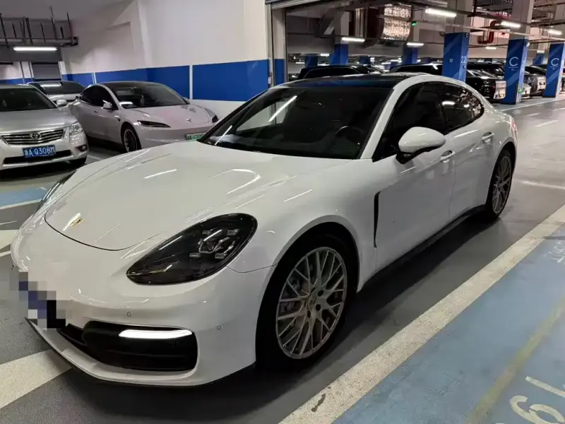 Porsche Panamera, 2021