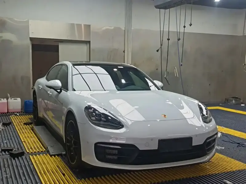Porsche Panamera, 2021