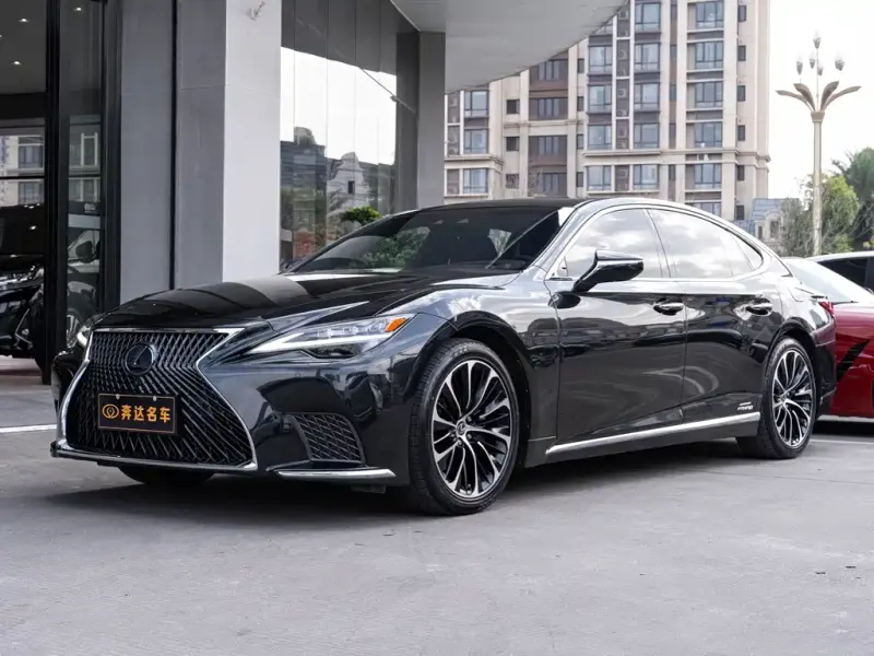 Lexus LS, 2023