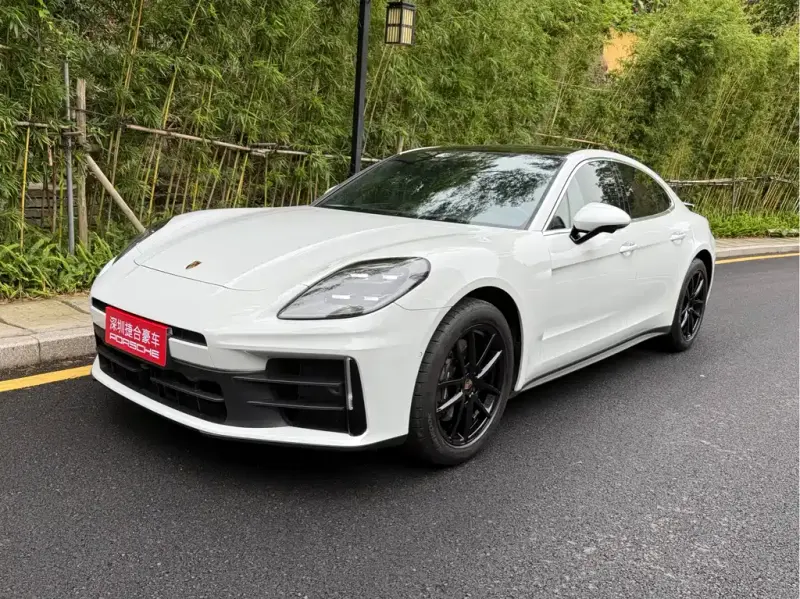 Porsche Panamera, 2024