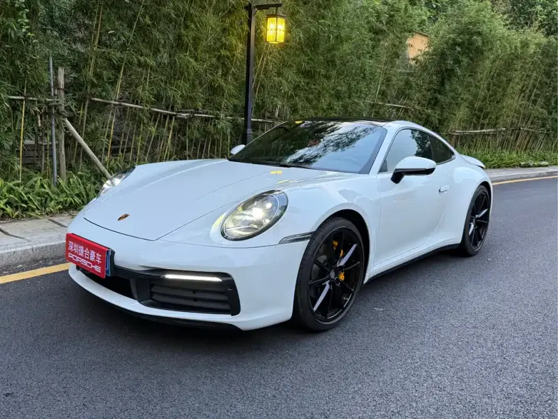 Porsche 911, 2021