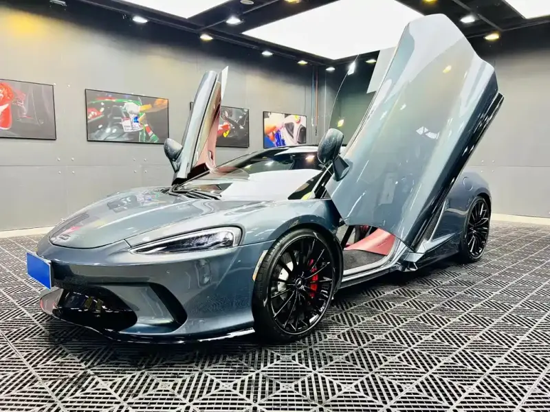 McLaren GT, 2021