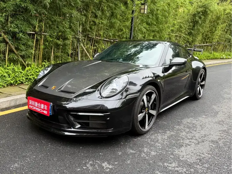 Porsche 911, 2023