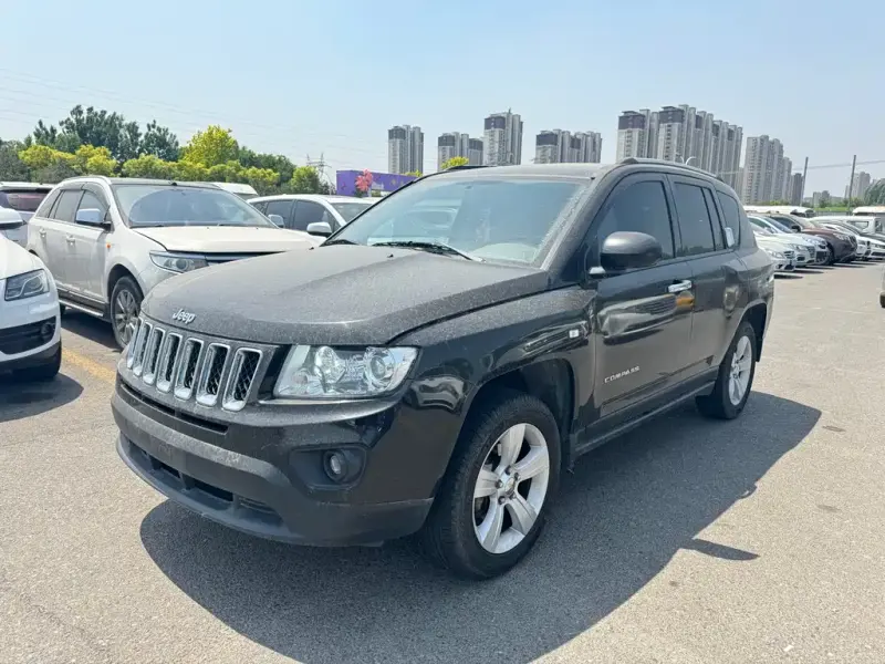 Jeep Compass (Import), 2013