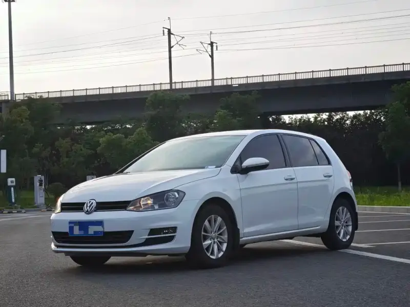 Volkswagen Golf, 2014
