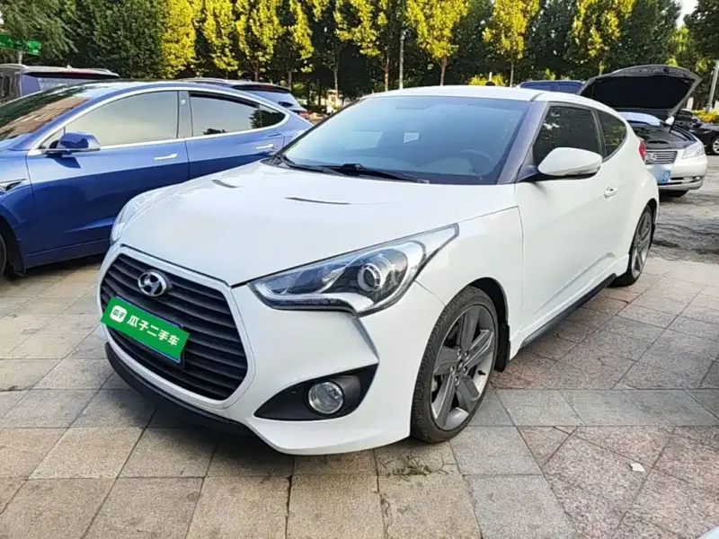 Hyundai Veloster, 2015