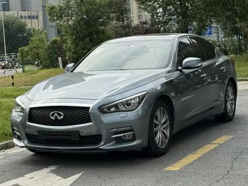 Infiniti Q50, 2014